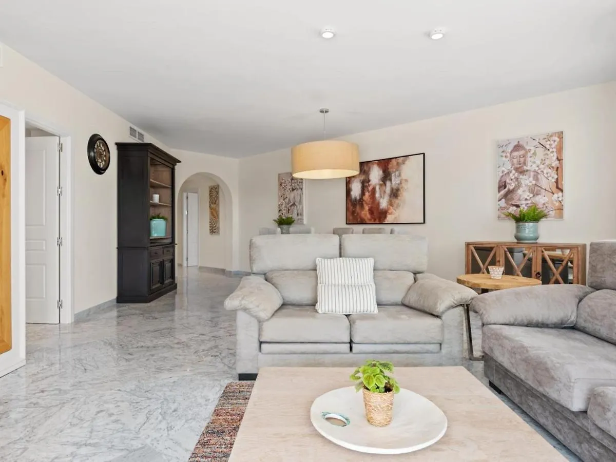 Dos Dormitorios En 2 Linea De Playa Ref G07 Marbella Apartment